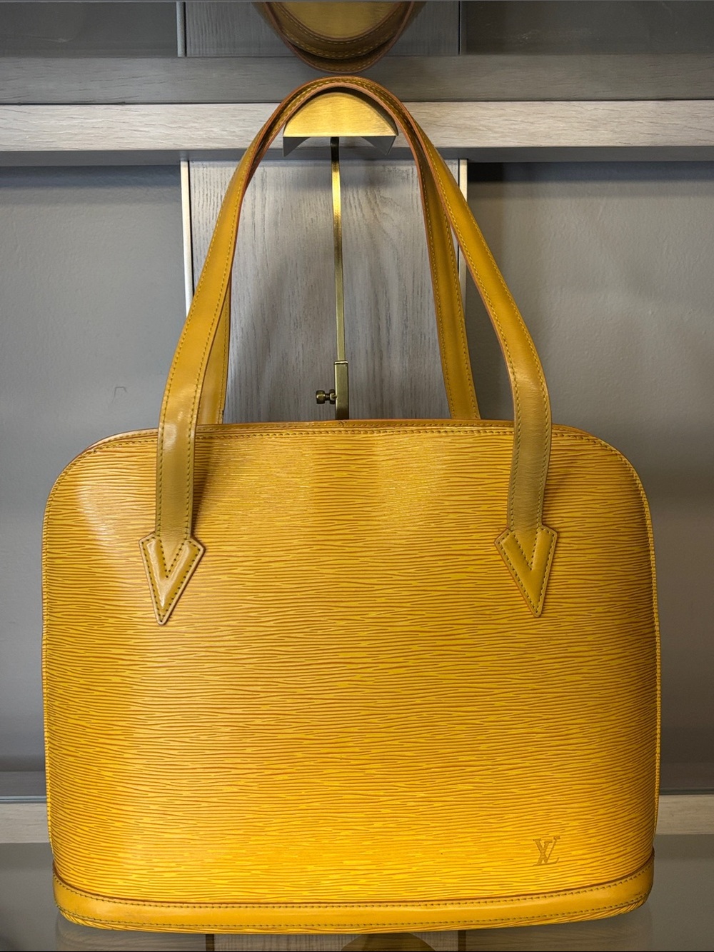 Final Price Louis Vuitton Yellow Epi Leather Shoulder Bag w/COA - Picture 2 of 16